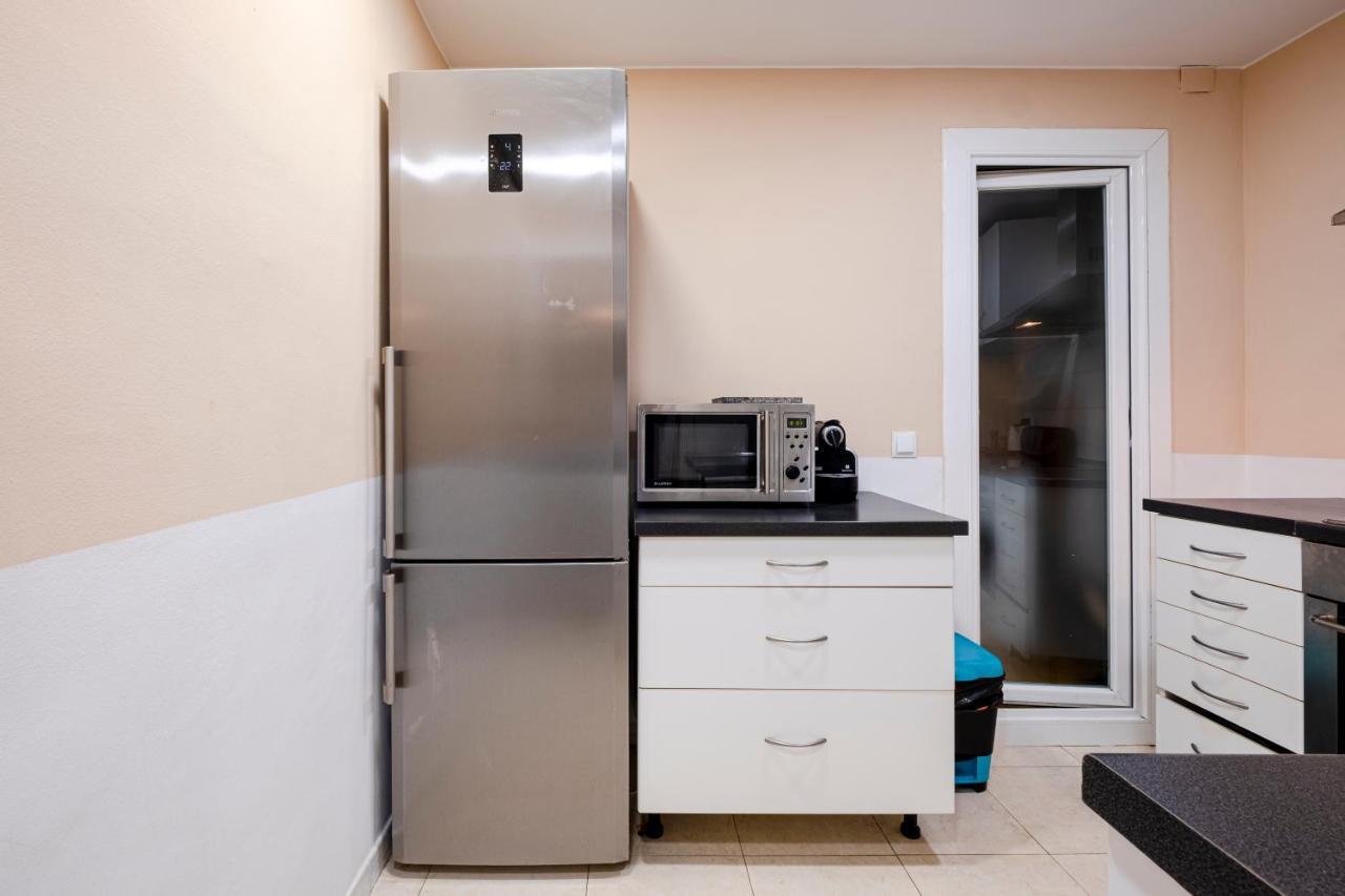 Three Bedroom Apartment In Sants Βαρκελώνη Εξωτερικό φωτογραφία